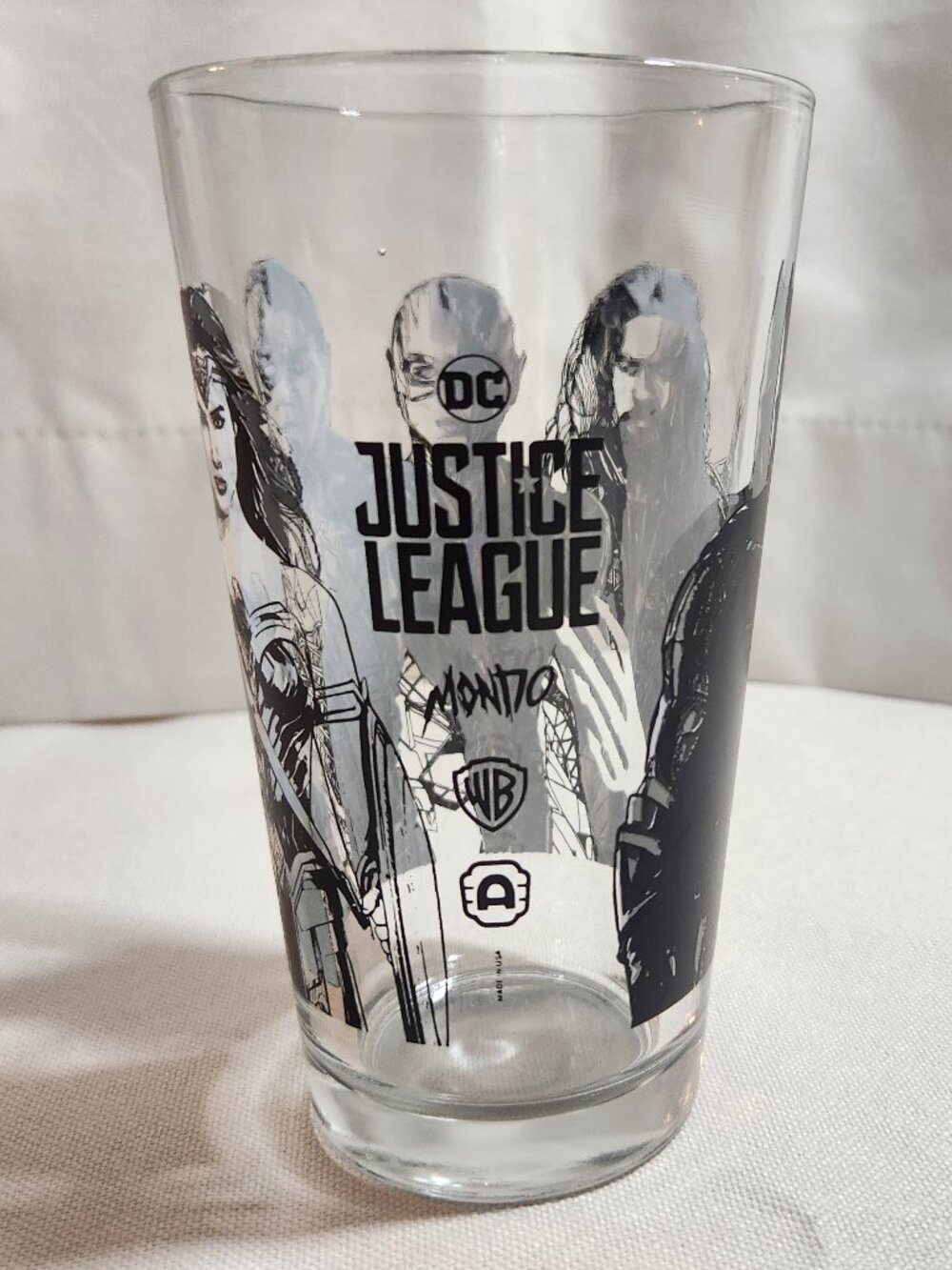 Limited Edition Mondo DC Comics Justice League Alamo Drafthouse Pint Glass